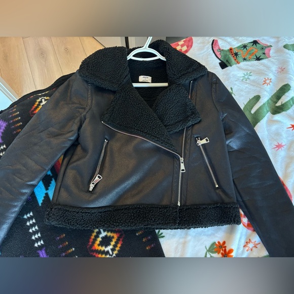 Ardene Faux Shearling Aviator Jacket - Picture 5 of 5